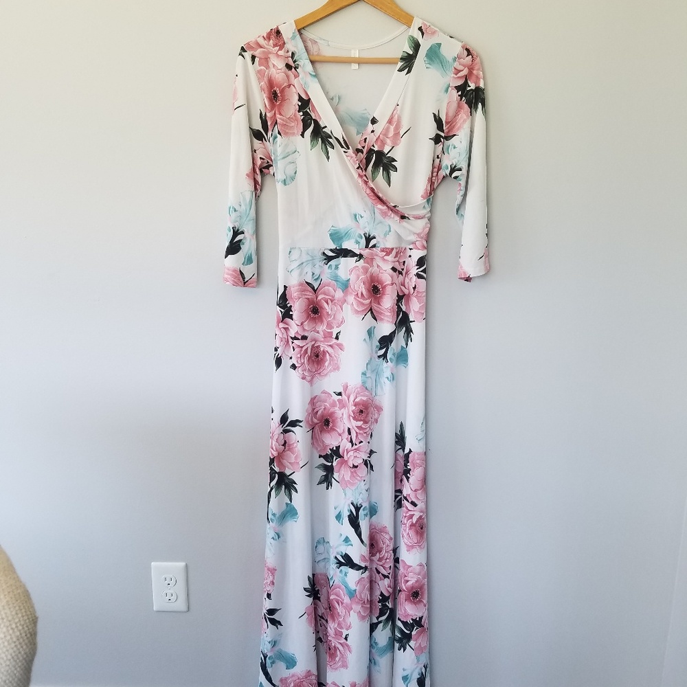 Pink Blush maternity maxi dress Size XL
